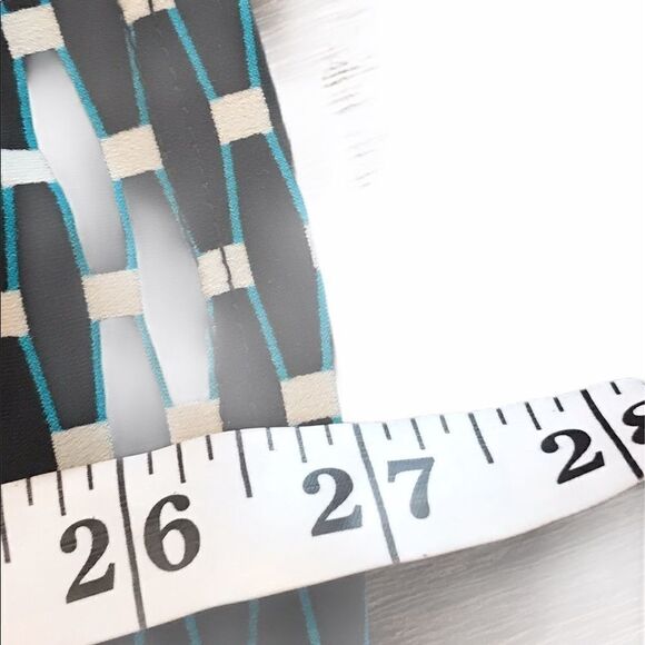 Liz Claiborne Medium Long Sleeve Blouse - Picture 11 of 16